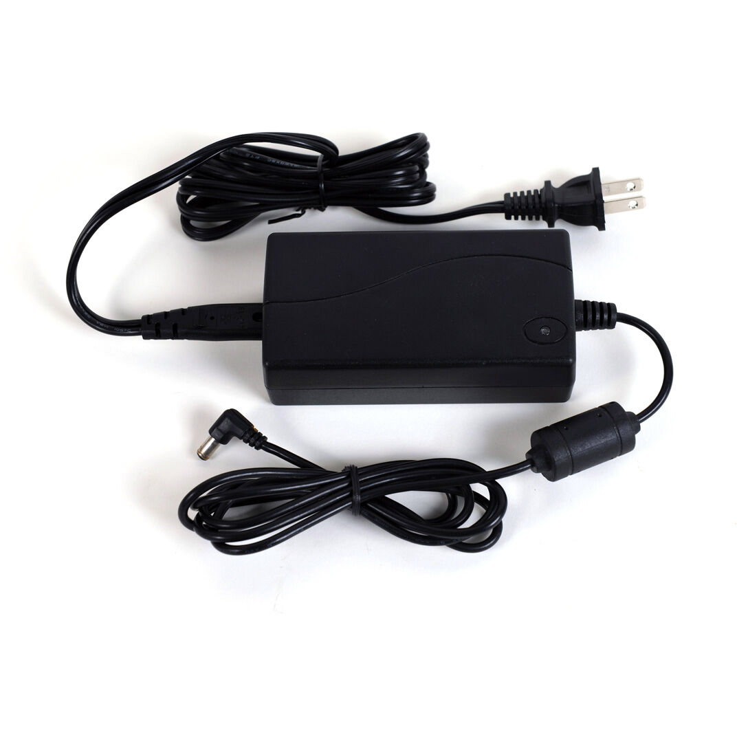 UCX pro Silver AC Adapter